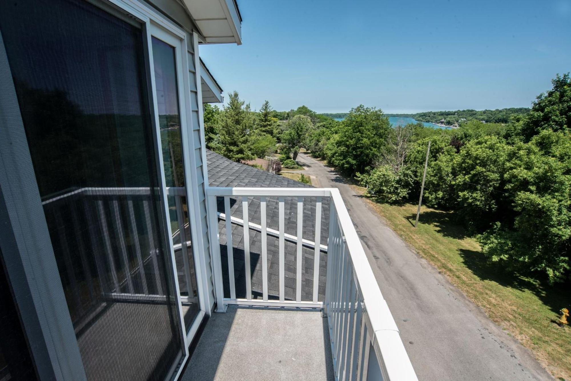 South Landing Inn Niagara-on-the-Lake ภายนอก รูปภาพ
