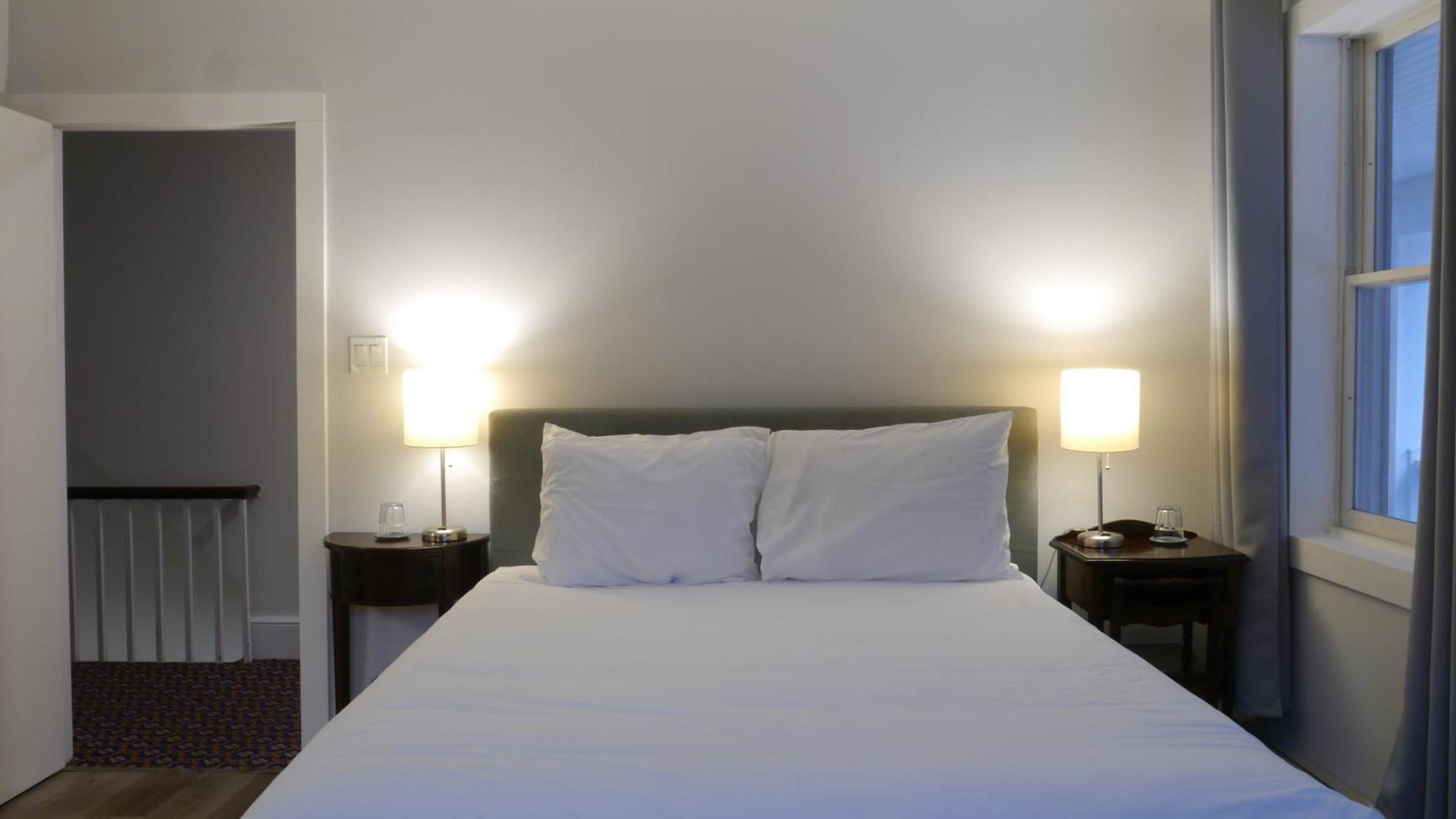 South Landing Inn Niagara-on-the-Lake ภายนอก รูปภาพ