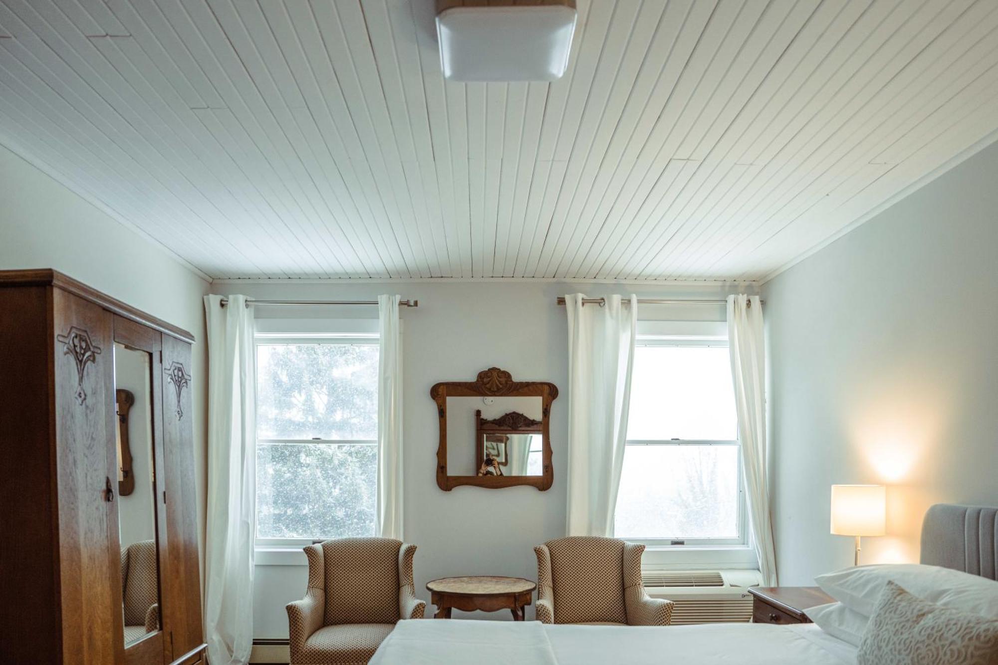 South Landing Inn Niagara-on-the-Lake ภายนอก รูปภาพ