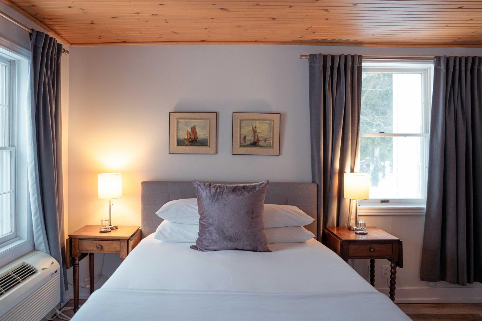 South Landing Inn Niagara-on-the-Lake ภายนอก รูปภาพ
