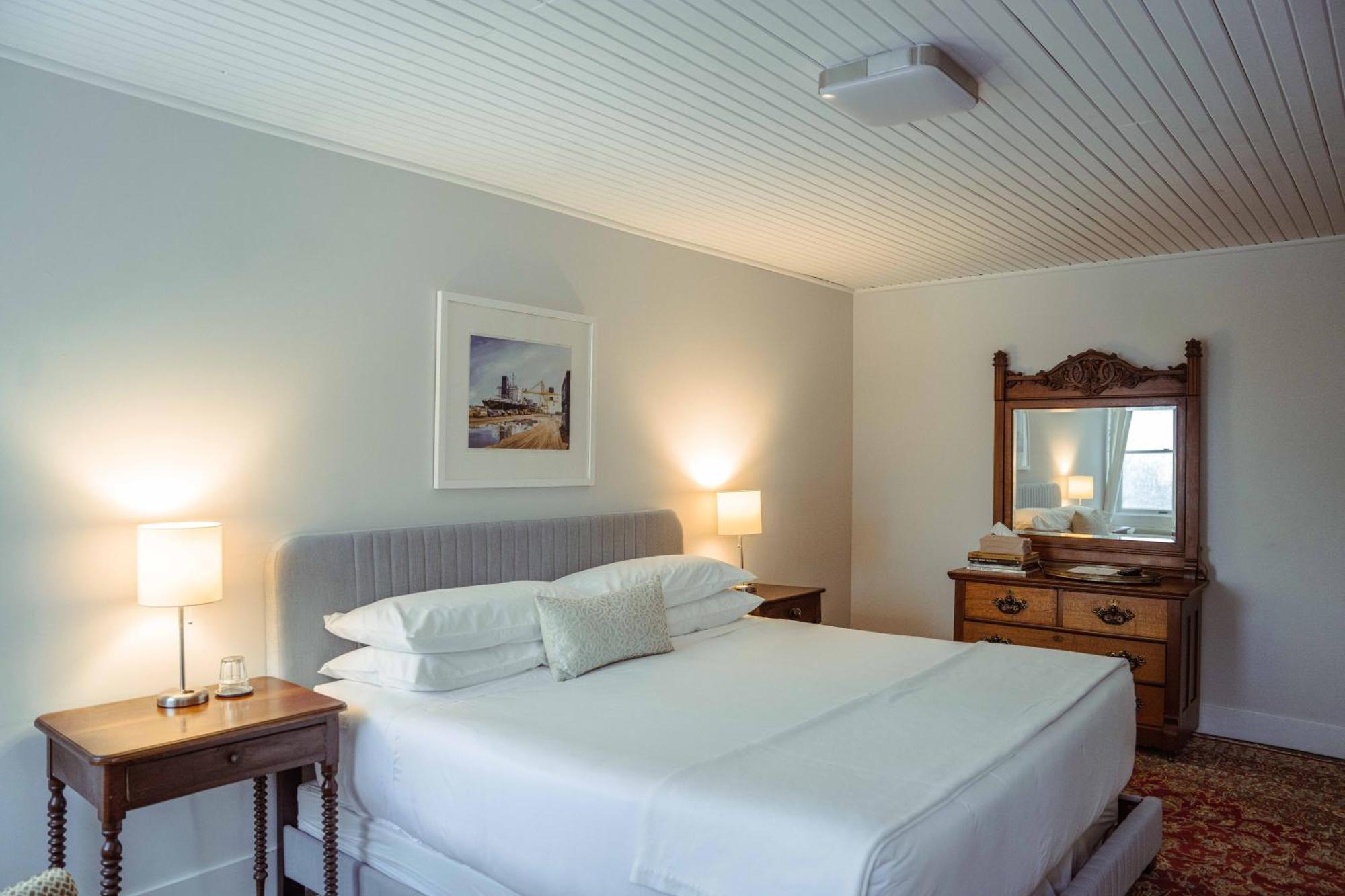 South Landing Inn Niagara-on-the-Lake ภายนอก รูปภาพ