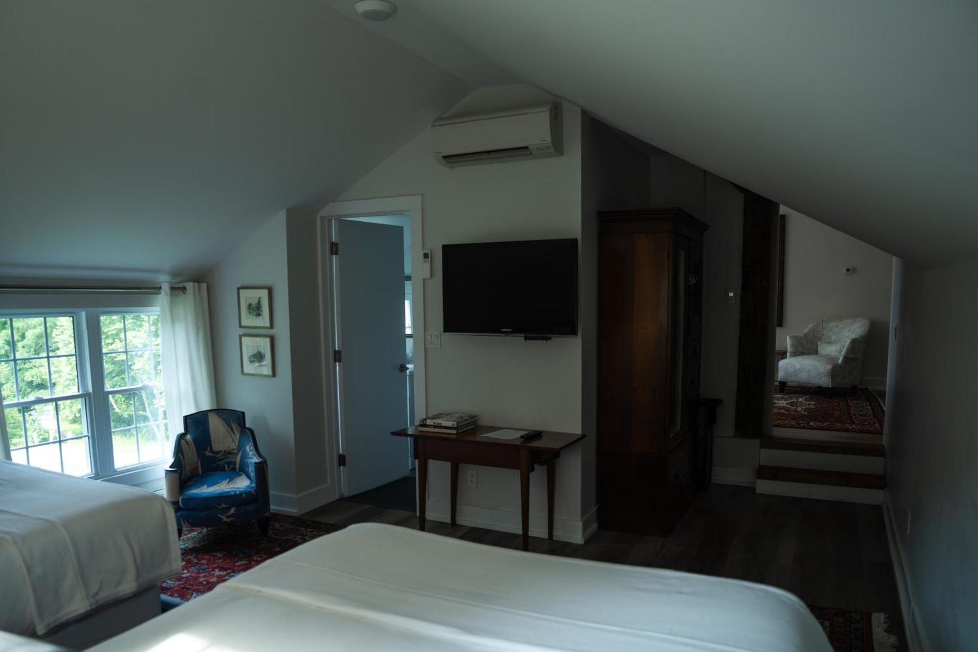 South Landing Inn Niagara-on-the-Lake ภายนอก รูปภาพ
